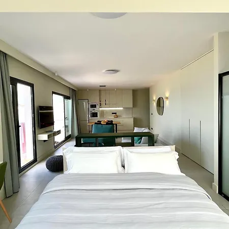 Canteras Vista Del Mar